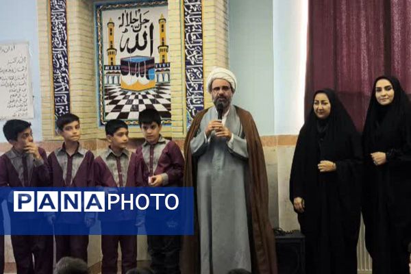 طنینِ نور ایمان در قیامدشت