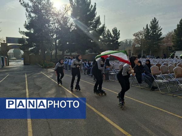 مانور زلزله استانی در هنرستان محمودیه خیامی ناحیه ۶ مشهد 