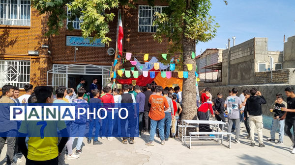 برپایی موکب دانش‌آموزان مدرسه نمونه دولتی پژوهش در جشن میلاد امام حسن عسکری (ع)