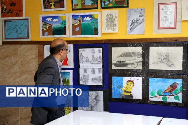 زنگ سپاس معلم در هنرستان احمدی روشن منطقه ۱۴ تهران با حضور وزیر نیرو نواخته شد
