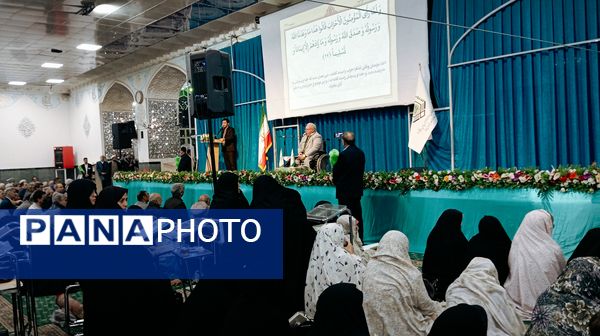 انس با قرآن در امامزاده سید حمزه