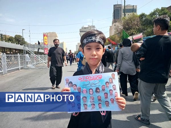 راهپیمایی جاماندگان اربعین حسینی در مشهد