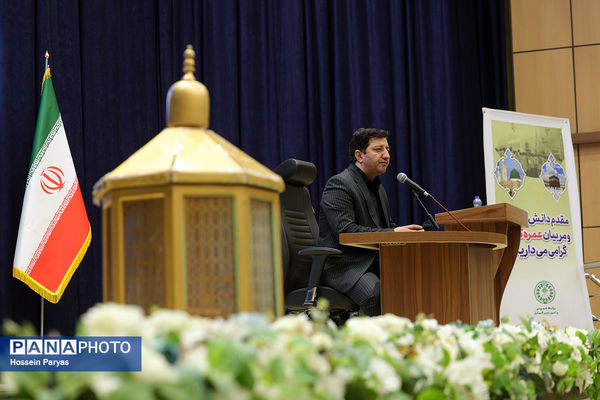 مراسم آموزش کاروان‌های عمره دانش‌آموزی به دانش‌آموزان عازم سرزمین وحی