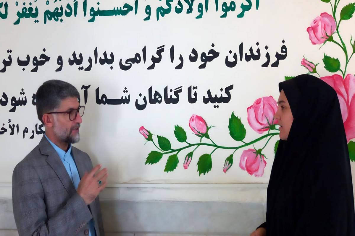 قرارگاه آموزشی شهید حاجیزاده، فرصتی تربیتی در چارچوب فضای مجازی است