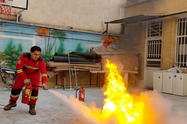 آتش‌نشان نماد عشق و جوانمردی