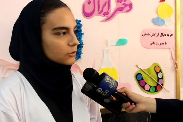 برگزاری المپیاد ورزشی درون مدرسه ای در دبیرستان هیئت امنایی معراج اردبیل