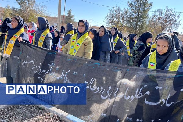 شهادت حضرت فاطمه (س) در مدارس شهر سورمق