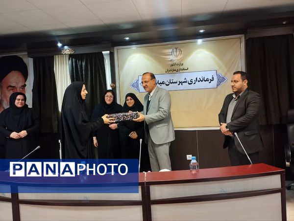  کارگاه بهداشت سلامت روانی خانواده و فرزند پروری در میاندورود 