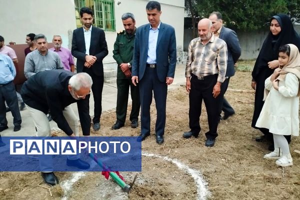 آیین کلنگ‌زنی دبستان ۱۲ کلاسه شهید ولی‌زاده سورک در شهرستان میاندورود 