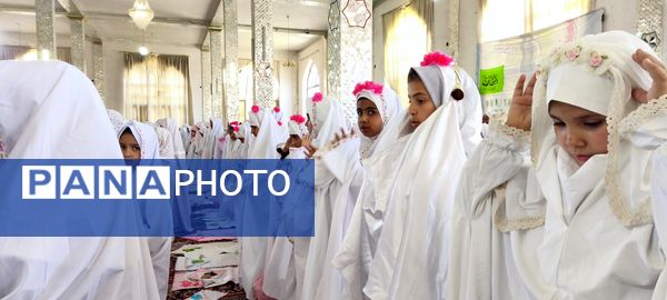 شروع قصه بندگی با دست های کوچک