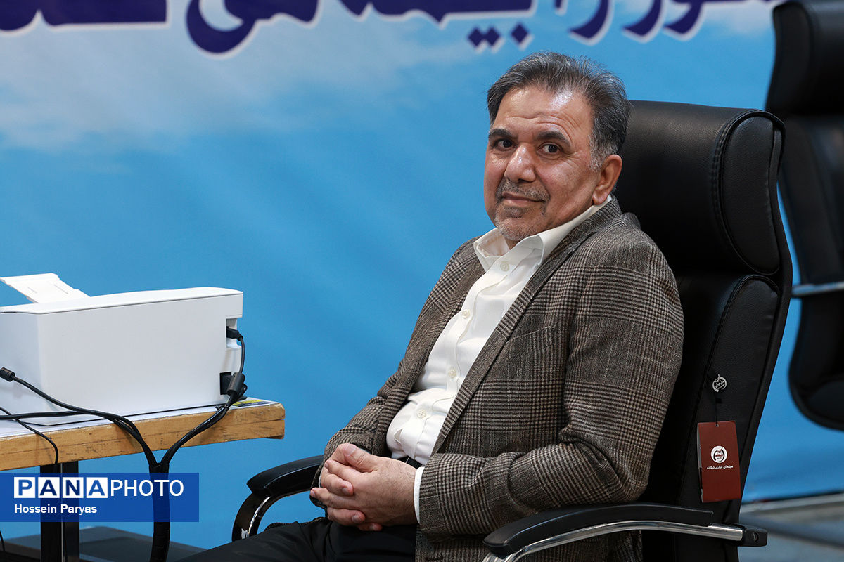 عباس آخوندی برای شرکت در انتخابات ریاست‌جمهوری ثبت‌نام کرد