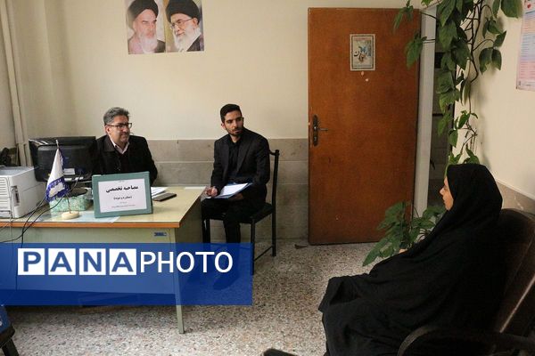 انتخاب مدیران و مربیان نمونه آموزش‌و‌پرورش فیروزکوه در میز مصاحبه تخصصی