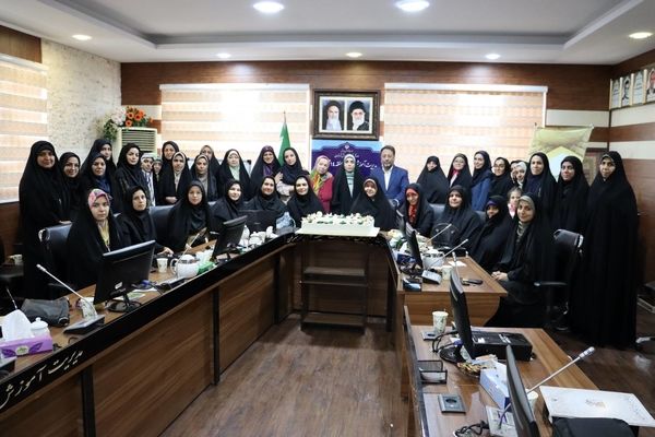 منطقه ۱۴ پیشگام قدردانی از حافظان سلامت روان دانش‌آموزان 