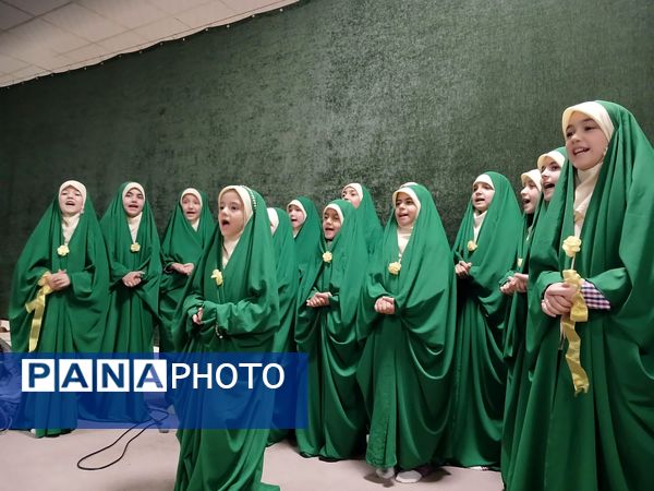 برگزاری جشن رمضان ویژه دانش آموزان و فرهنگیان فعال در حوزه امور بانوان اداره آموزش و پرورش ملارد 