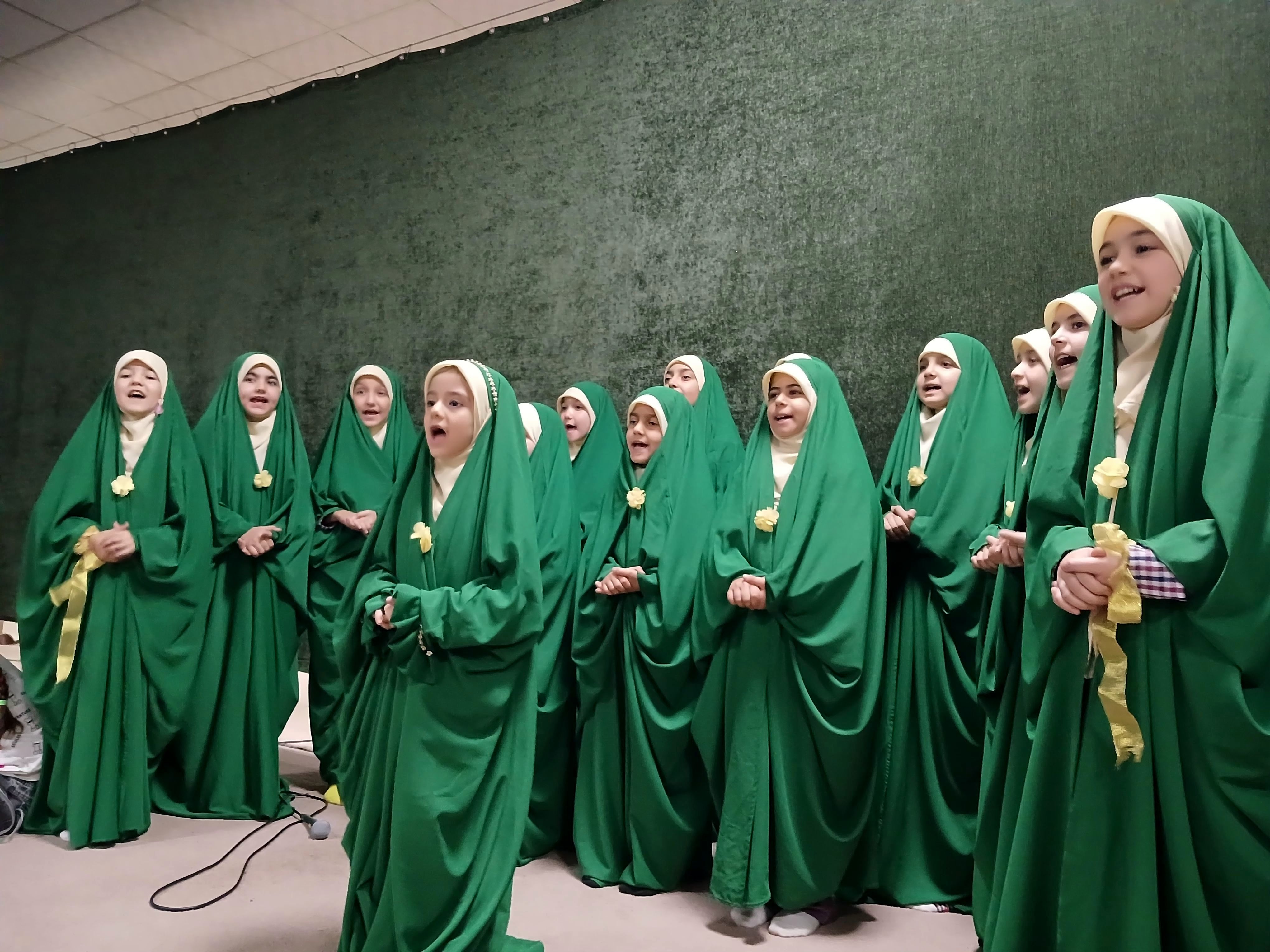 برگزاری جشن رمضان ویژه دانش آموزان و فرهنگیان فعال در حوزه امور بانوان اداره آموزش و پرورش ملارد 