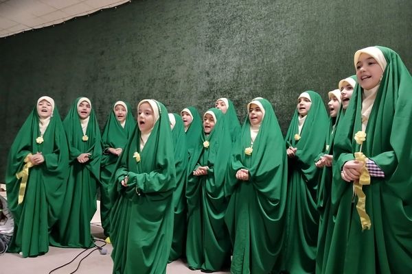 برگزاری جشن رمضان ویژه دانش آموزان و فرهنگیان فعال در حوزه امور بانوان اداره آموزش و پرورش ملارد 
