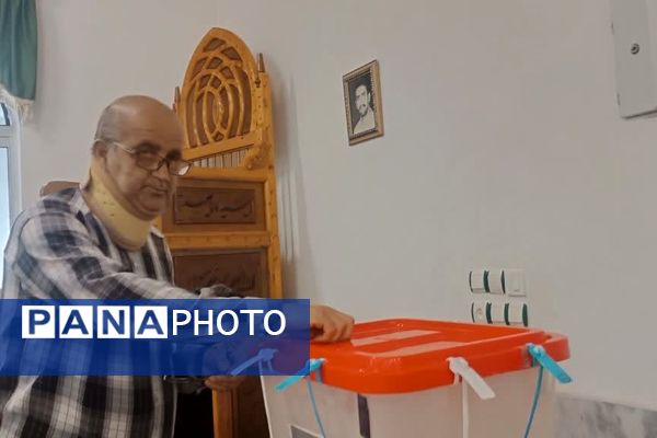 برگزاری دور دوم انتخابات ریاست‌جمهوری در محمودآباد 