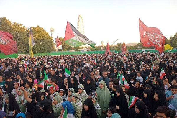 اجتماع بزرگ کودک و نوجوانان در پارک ملت مشهد مقدس