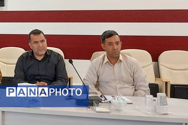 برگزاری جلسه شورای تربیت بدنی در اداره آموزش و پرورش کهریزک 