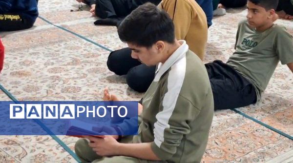 همایش قرآنی معتکفین اعتکاف دانش آموزی کاشمر