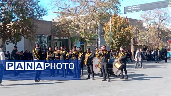 مراسم عزاداری شهادت حضرت فاطمه زهرا (س) در خیابان های نیشابور