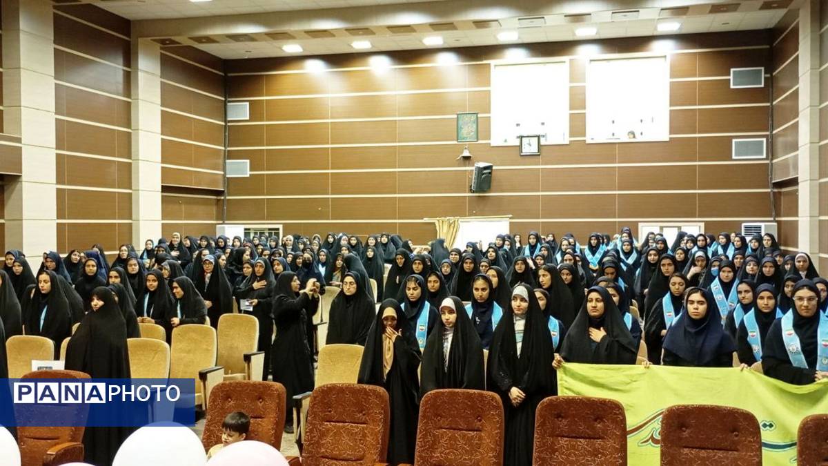 مراسم جشن روز دختر بهمناسبت ولادت با سعادت حضرت معصومه(س) در شهر ساوه
