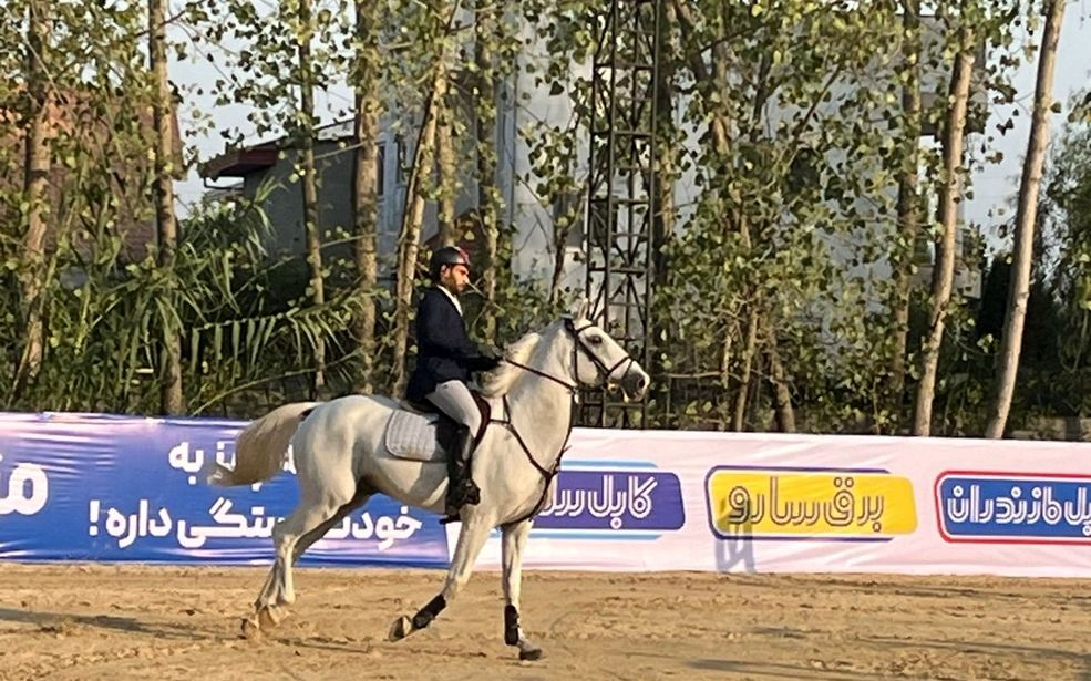 مسابقه کشوری پرش با اسب در مزرعه سامان شهرستان محمودآباد