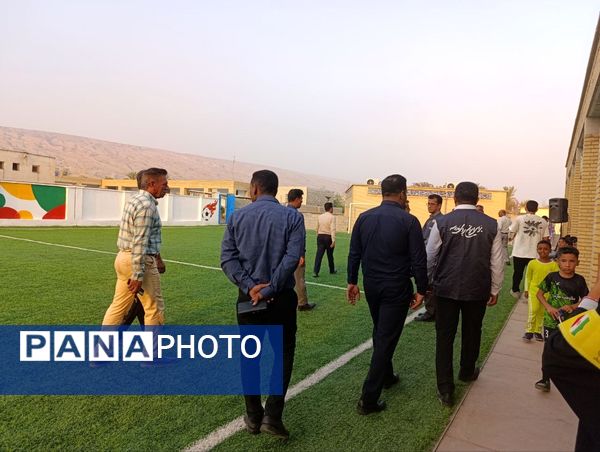 افتتاح زمین چمن مصنوعی آموزشگاه شهید مطهری مارم در فین