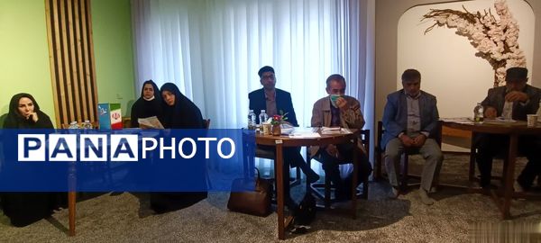 نشست معاونین پرورشی متوسطه اول مدارس ناحیه ۳ مشهد