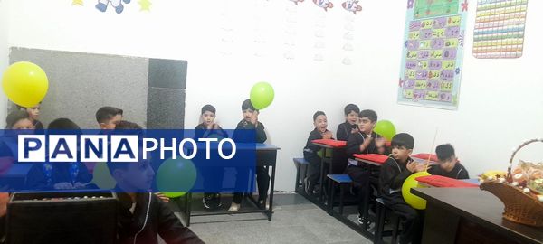 جشن شکوفهها در مدرسه نسل روشن ناحیه 2 کرج