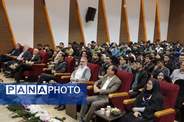 رویکرد پژوهشی در تمام فعالیت‌های آموزشی و تربیتی دانشگاه فرهنگیان