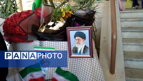 مراسم استقبال از شهید گمنام در دبیرستان دخترانه بهار آزادی فلاورجان 