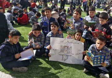 کتاب، محصول تجربه‌های بشری و خلاقیت‌های ذهنی 