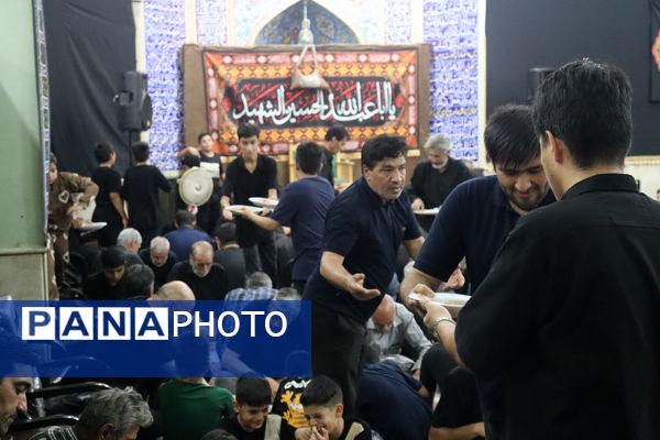 پخت شله مشهدی به مناسبت شب عاشورا 