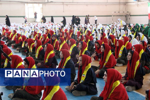 همایش یاور وطن به همت سازمان دانش‌آموزی یزد
