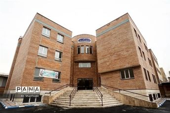 همکاری دادستان بندرامام‌خمینی در جذب خیرین، توسعه و تجهیز مدارس