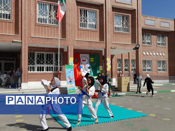 نشاط المپیاد درون مدرسه ای در دبستان پورشهریاری