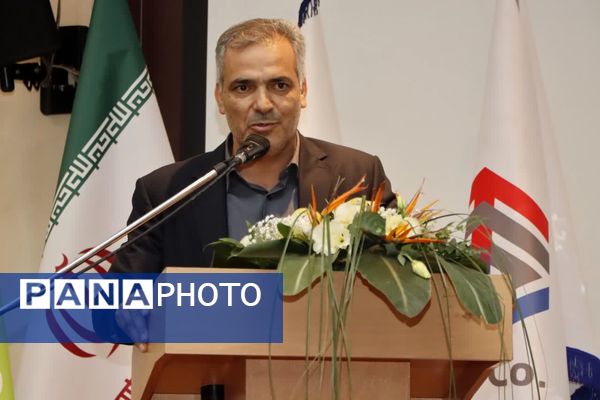نخستین کنفرانس ملی چالش های مدیریت سرمایه انسانی در سازمان های بزرگ مقیاس