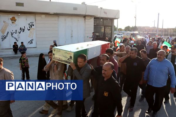  مراسم تشییع پیکر مطهر شهید گمنام در شهرستان بستک