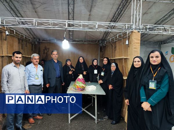 بازدید معاون پرورشی و فرهنگی وزارت آموزش و پرورش از نمایشگاه دستاوردهای کانون‌های فرهنگی تربیتی استان بوشهر