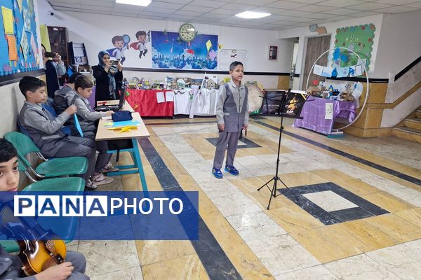 کارگاه تولید محتوا و برپایی نمایشگاه پژوهش در دبستان بانو ابوالوفا ناحیه دو شهرری 