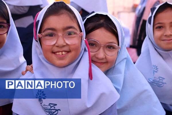 صبحگاه دانش در دبستان رجبی گرگان