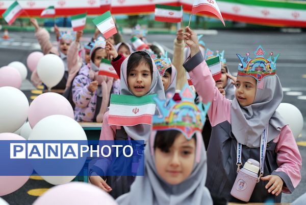 جشن شکوفه‌ها در تبریز