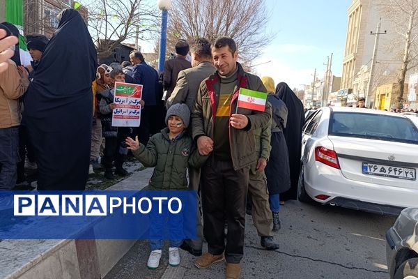 راهپیمایی باشکوه ۲۲ بهمن در اسلام آباد غرب