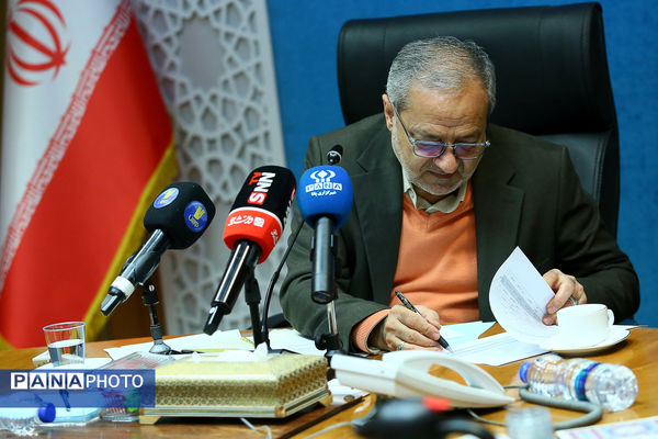 نشست صمیمانه وزیر آموزش و پرورش با مدیران مدارس