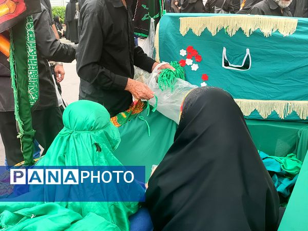 اجتماع عاشوراییان در میدان طالقانی قائمشهر
