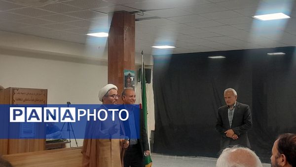 مراسم یادواره شهدا در دبیرستان دهخدا ناحیه یک کرج