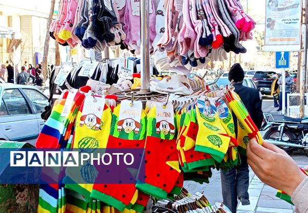 حال و هوای بازارهای کاشمر در آستانه شب یلدا