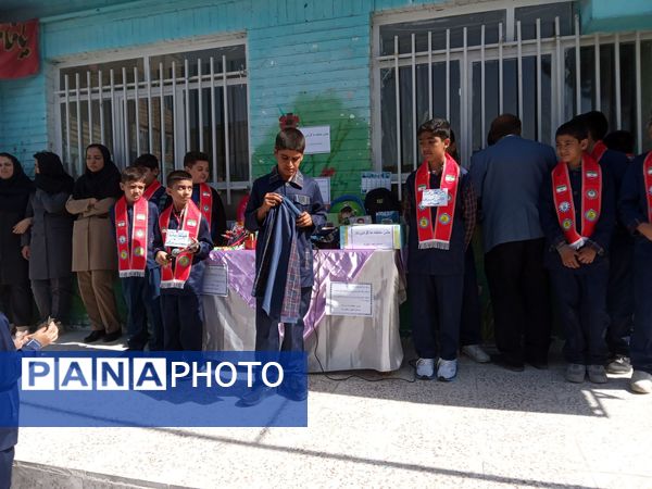 جشن عاطفه ها دردبستان شهید رجایی دوره دوم 