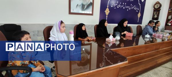 تجلیل از برگزیدگان رشته‌های قصه‌گویی قرآنی و سرودهای دهه شصت در شیروان